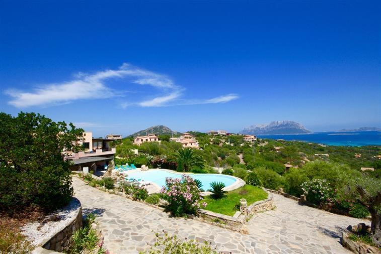 Villa And Pool Tavolara View Porto Istana Exterior foto